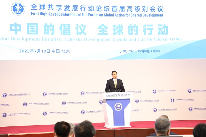 中國國家國際發(fā)展合作署署長羅照輝出席全球共享發(fā)展行動論壇首屆高級別會議開幕式并發(fā)表歡迎致辭。中國國家國際發(fā)展合作署供圖