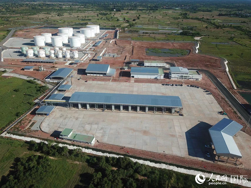 泰國東北部成品油管道項(xiàng)目終端罐區(qū)。人民網(wǎng)記者 孫廣勇攝