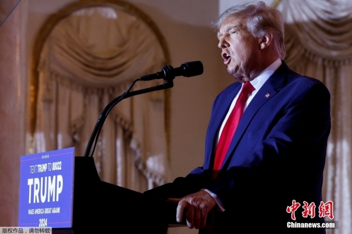 當?shù)貢r間2022年11月15日，美國前總統(tǒng)特朗普在佛羅里達州海湖莊園發(fā)表演講，正式宣布將參加2024年美國總統(tǒng)大選。據(jù)美媒報道，特朗普已正式提交文件加入2024年總統(tǒng)競選。這是特朗普第三次發(fā)起美國總統(tǒng)競選活動。