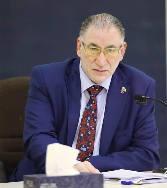 圖為約旦侯賽因·本·塔拉勒大學(xué)教授哈?！み_(dá)賈。受訪者供圖