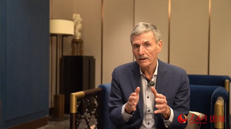 杜登霍夫接受采訪。人民網(wǎng) 劉動攝