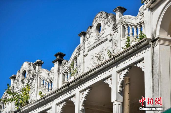 圖為文昌鋪前騎樓老街南洋風(fēng)格建筑。 <a target='_blank' href='/' _fcksavedurl='/' ><p  align=