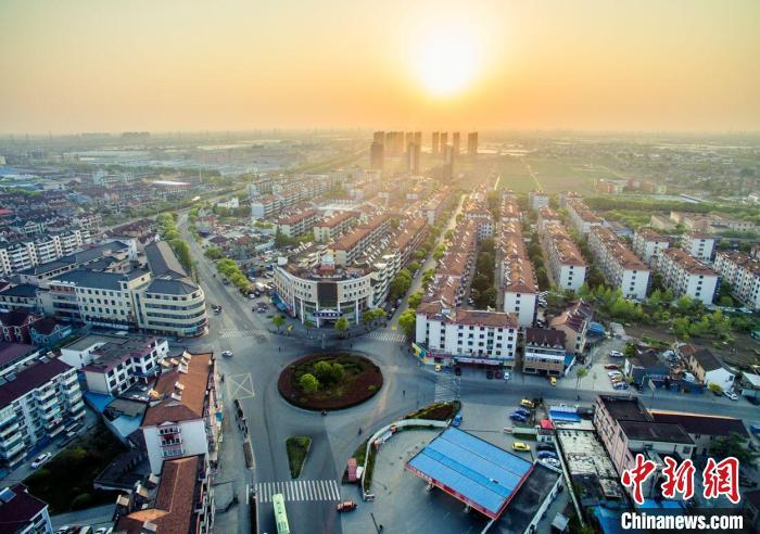 資料圖；位于上海南郊奉賢區(qū)最東部的四團鎮(zhèn)。 供圖