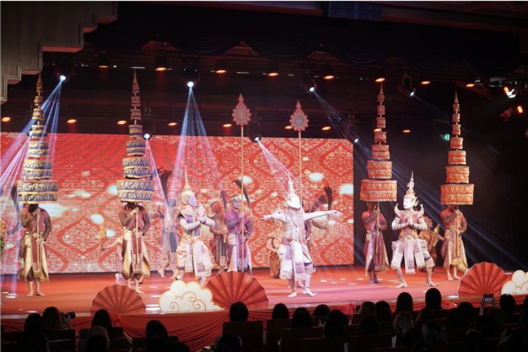 圖為2024“歡樂(lè)春節(jié)”中泰互致新春賀辭活動(dòng)現(xiàn)場(chǎng)。 中國(guó)駐泰國(guó)大使館文化處供圖