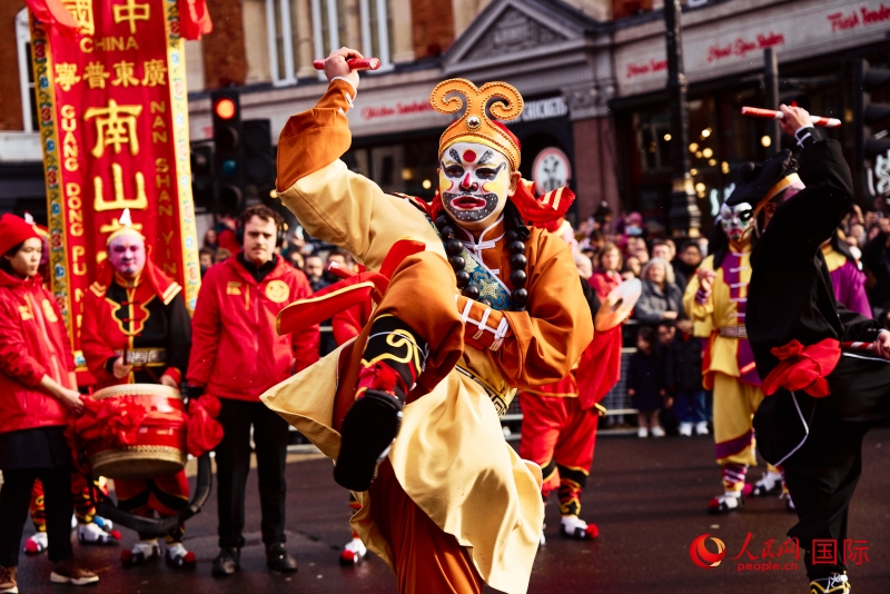 倫敦新春慶典現(xiàn)場。人民網(wǎng) 郭錦標、楊浩鵬攝