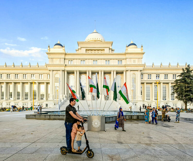 第1視點丨這兩座大樓，見證著中塔友誼