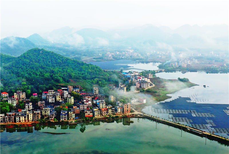 湖南省郴州市嘉禾縣千家洞水庫風(fēng)光。黃春濤攝