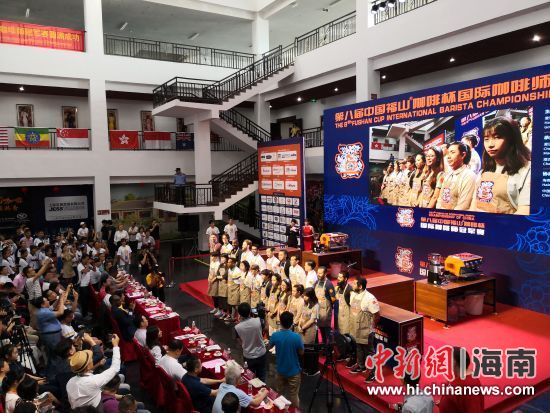 圖為參賽選手集體亮相。尹海明 攝