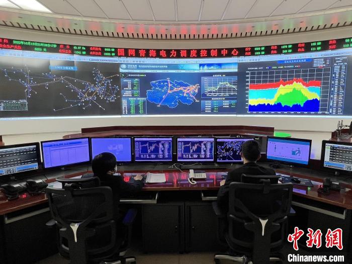 國網(wǎng)青海電力:提升海南州新能源基地發(fā)電外送能力