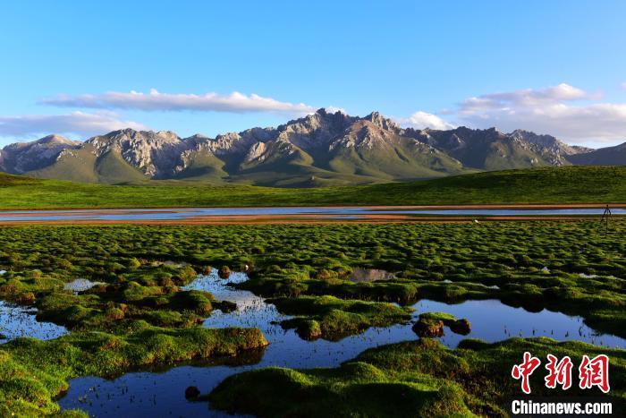 資料圖為三江源腹地果洛州美景如畫?！」逯菸麄鞑抗﹫D
