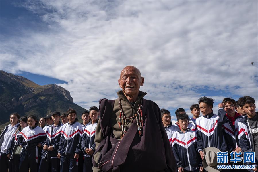 (決戰(zhàn)決勝脫貧攻堅(jiān))(1)藏東脫貧影像:“指尖神韻”助力脫貧