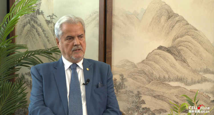 羅馬尼亞前總理訥斯塔塞：中國九三閱兵是當(dāng)代人的一堂團結(jié)必修課_fororder_1