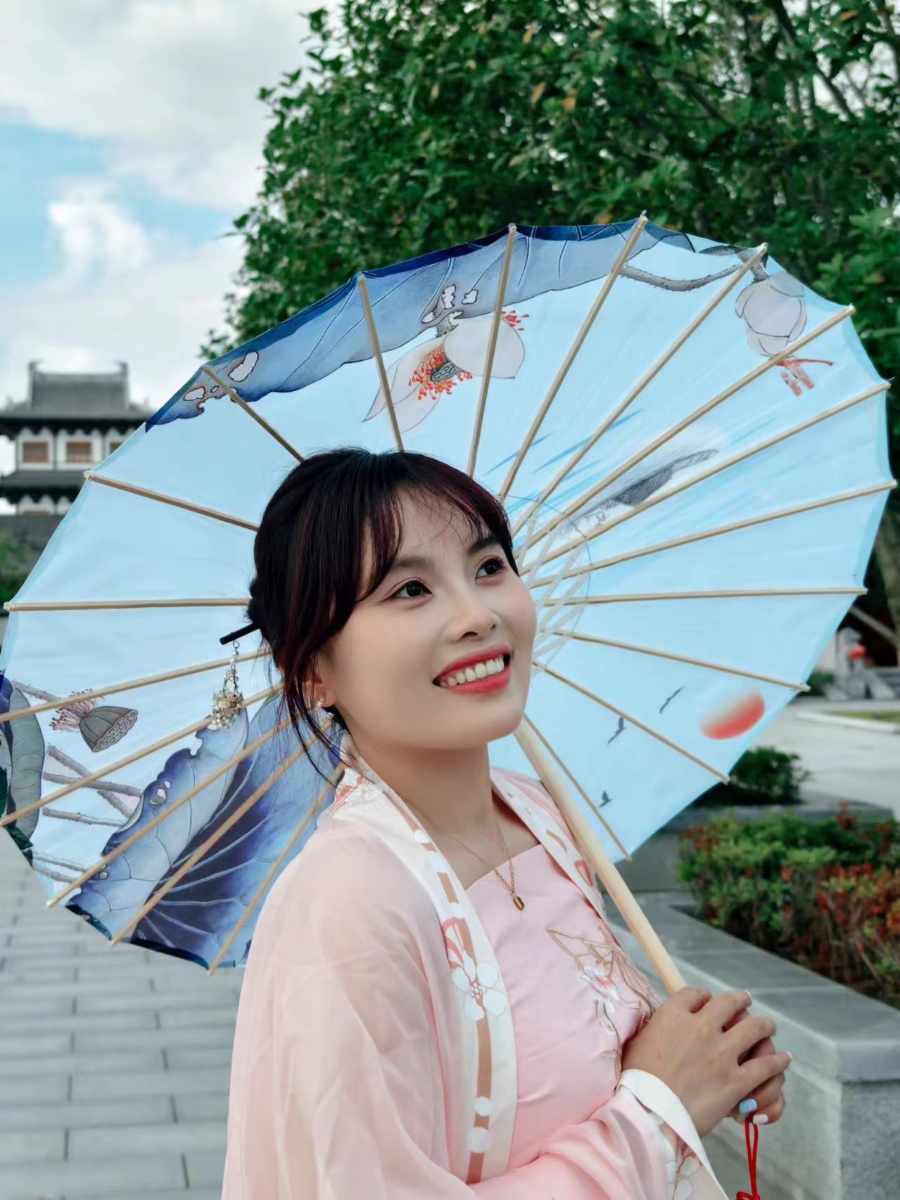 【2024打卡中國(guó)】穿越時(shí)空的對(duì)話(huà)：外國(guó)網(wǎng)紅探索包公故里文化園（組圖）_fororder_微信圖片_20240923164150