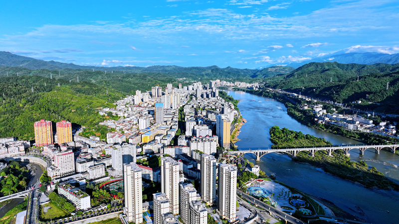 石泉縣入選全國(guó)美麗鄉(xiāng)村先行區(qū)。石泉縣委宣傳部供圖