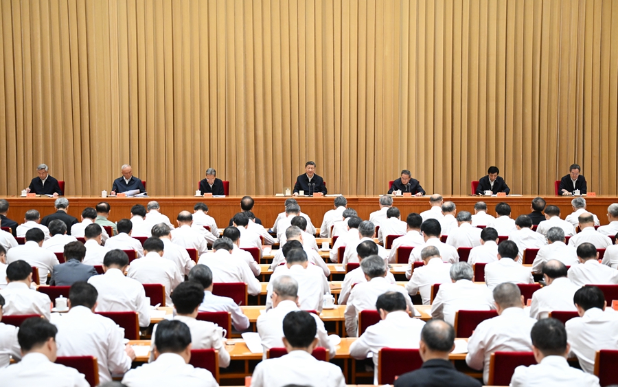 7月14日至15日，中央城市工作會(huì)議在北京舉行。中共中央總書(shū)記、國(guó)家主席、中央軍委主席習(xí)近平出席會(huì)議并發(fā)表重要講話。中共中央政治局常委李強(qiáng)、趙樂(lè)際、王滬寧、蔡奇、丁薛祥、李希出席會(huì)議。