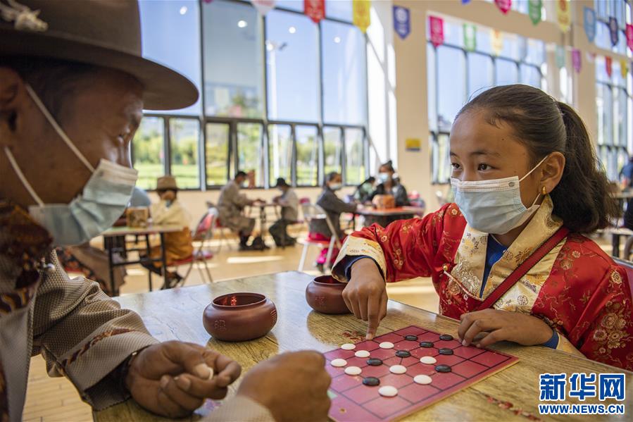 (體育)(1)民族體育——雪頓佳節(jié)傳承民族體育