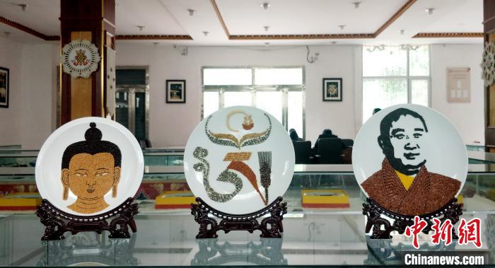 通訊:青海藏鄉(xiāng)殘疾人索南本“五谷畫(huà)”勾勒新天地