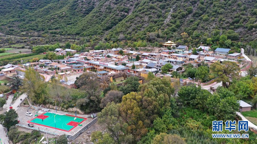 (全面建成小康社會(huì)“百城千縣萬村調(diào)研行”)(2)甘肅甘南:全域旅游助小康村加速發(fā)展