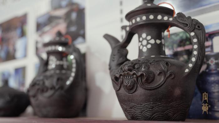 圖為尼西黑陶作品?！垍?攝