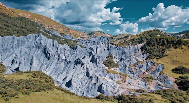 道孚縣墨石公園。甘孜州文旅局供圖