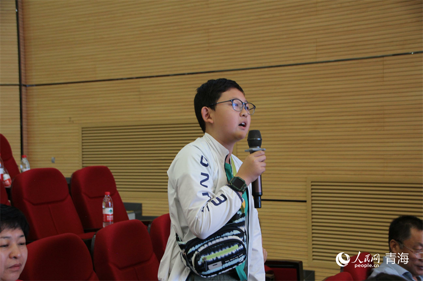 互動提問環(huán)節(jié)。人民網(wǎng) 陳明菊攝