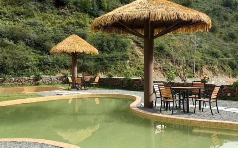 興疆溝溫泉。道孚縣融媒體中心供圖