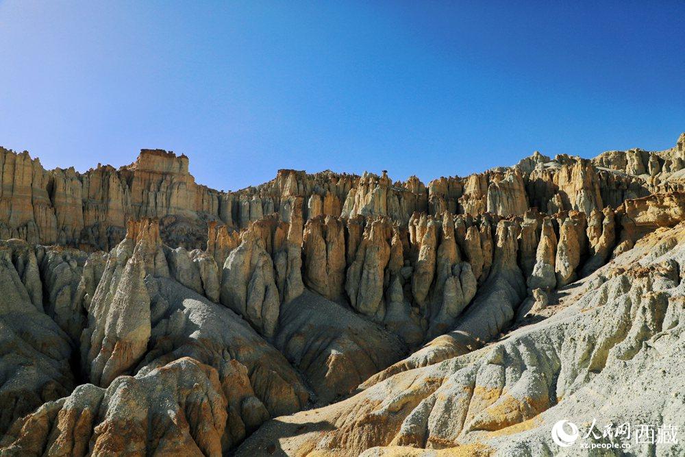 札達(dá)土林。人民網(wǎng) 李海霞攝