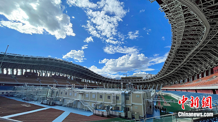 圖為8月15日，位于拉薩市柳梧新區(qū)拉薩市群眾文化體育中心內的方艙醫(yī)院。 <a target='_blank' href='/'><p  align=