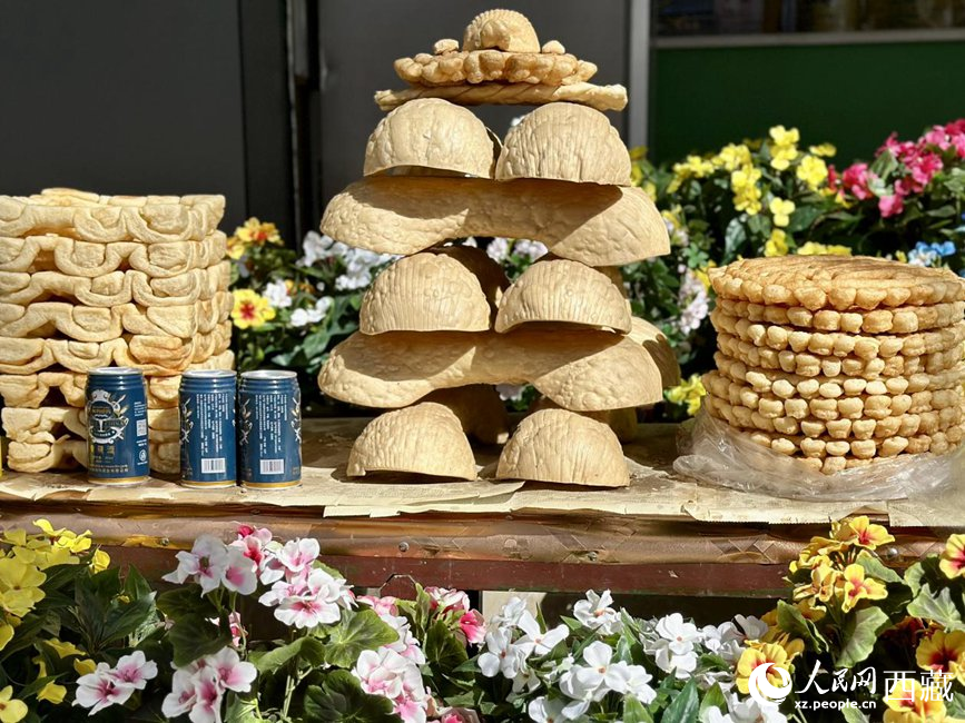 種類繁多的卡塞。人民網(wǎng) 次仁羅布攝