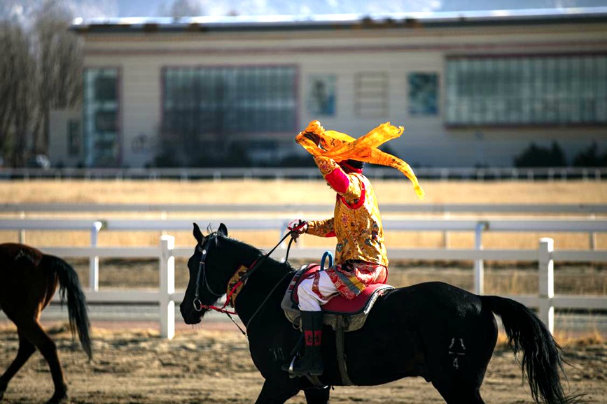 藏歷新年，精彩的馬術表演。張靜攝
