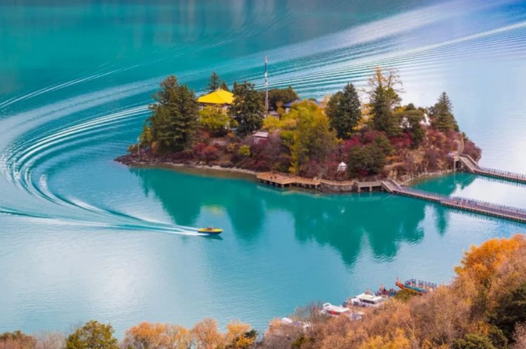 懂西藏的人，一定不會(huì)錯(cuò)過林芝的秋天