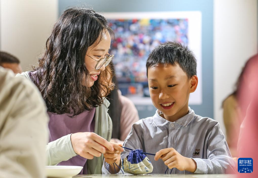 多彩民俗迎端午