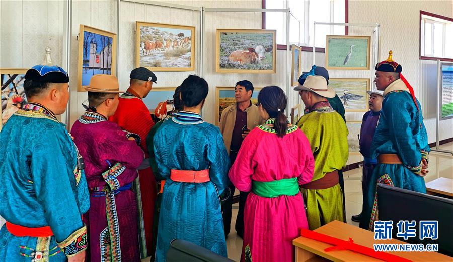 （奮斗百年路　啟航新征程·“七一勛章”獲得者·圖文互動）（3）“草原之子”廷·巴特爾：讓草原綠起來，幫牧民富起來