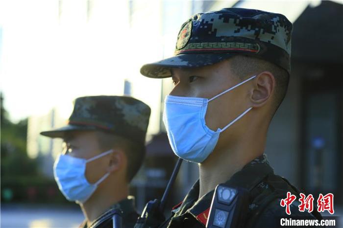 浙江“00后”武警戰(zhàn)士假日鏡像:我在千島之城保駕護(hù)航