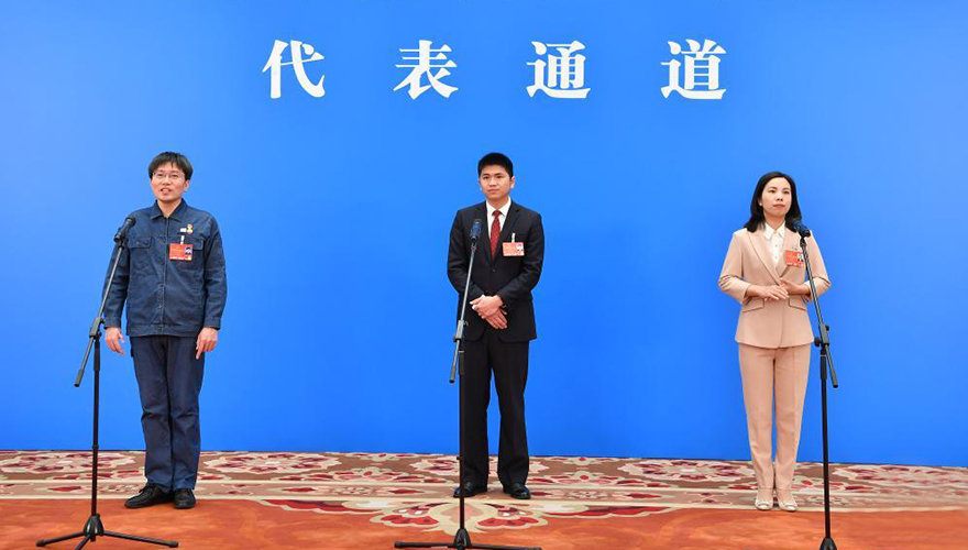 十三屆全國人大五次會(huì)議第二場“代表通道”