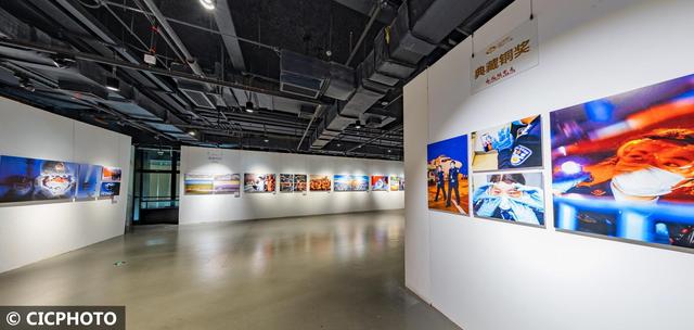 光影追隨：奮進(jìn)新時(shí)代，唱響時(shí)代主旋律