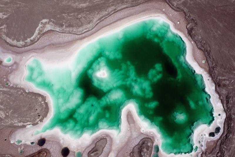 “鹽灘碧水”翡翠湖。宋忠勇攝